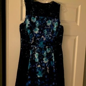 Black flowered dress with lace size never worn